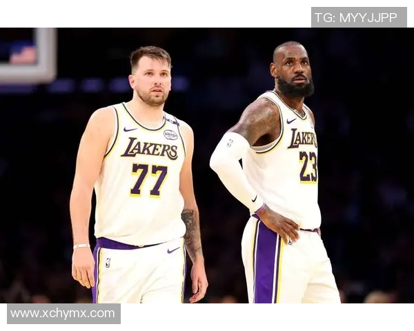 东契奇31+12+9詹姆斯21+11 湖人力擒森林狼总分1-1