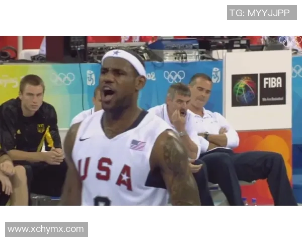 老当益壮!詹姆斯溜底线接球暴扣 老当益壮!詹姆斯溜底线接球暴扣