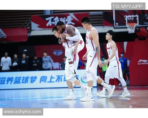 东部伤病红利！魔术7换1梭哈贝恩向上冲 新四人组在东部啥水平？