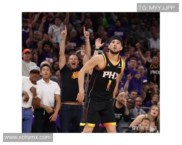 全能发挥!布克23中13&三分9中6砍下36分5板9助 正负值+19! 全能发挥!布克23中13&三分9中6砍下36分5板9助 正负值+19!