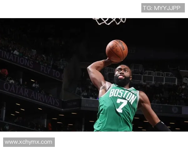 杰伦·布朗：沃尔什的努力得到了回报 不仅防守出色还命中关键球