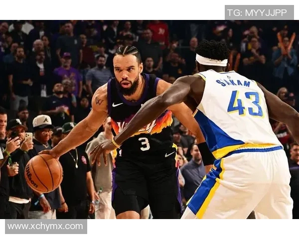 狄龙：布克突破和牵制防守球商极高 他能找到队友&促进队友成长